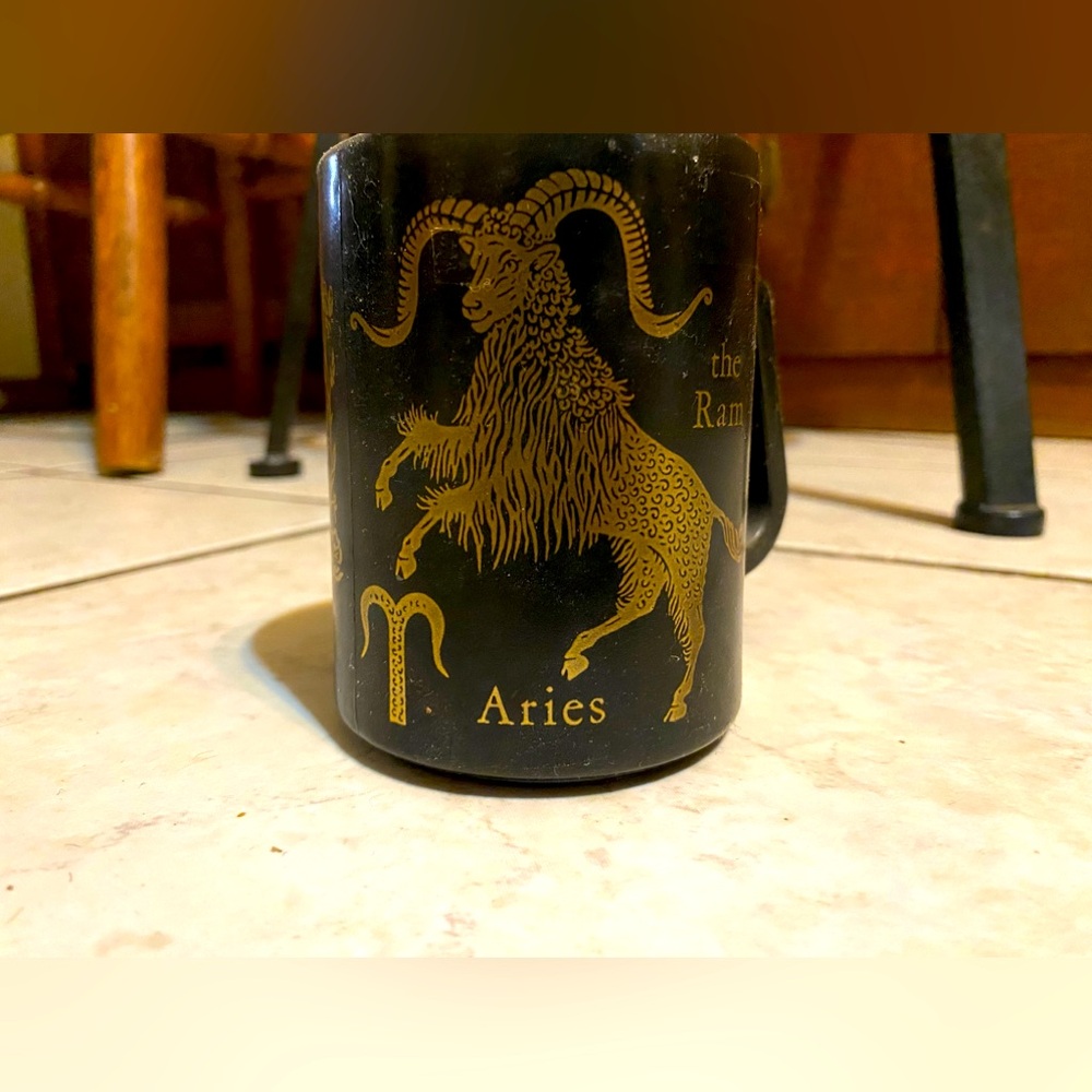 Vintage Aries Ram Black cup 
Black & Gold 1969